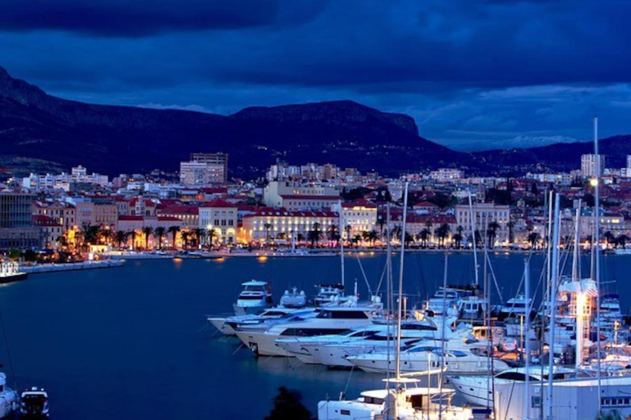 Royal Heritage Apartment In Split Center ภายนอก รูปภาพ